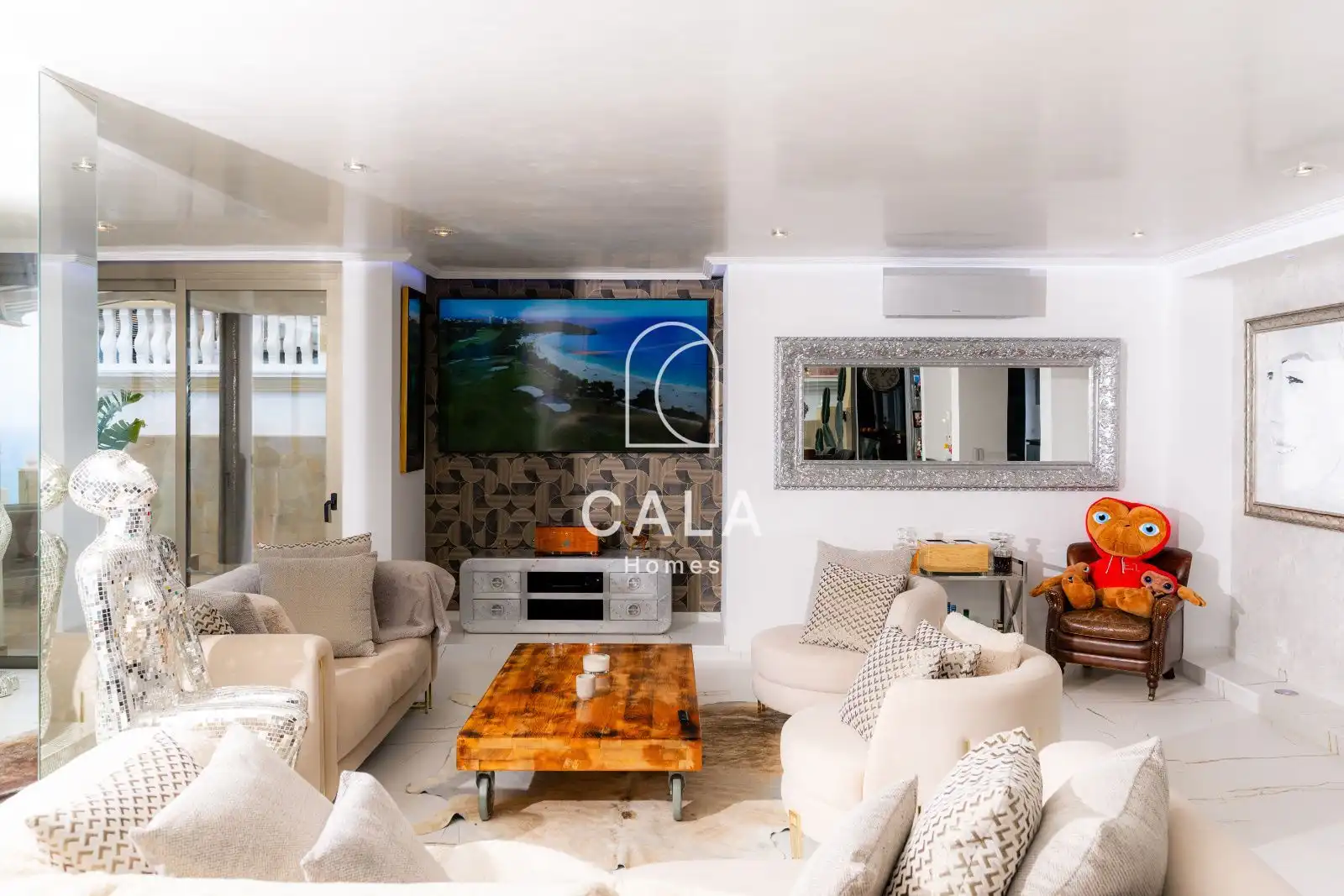 Sala d'estar de Casa o xalet en venda en Adeje amb Aire condicionat, Calefacció i Terrassa