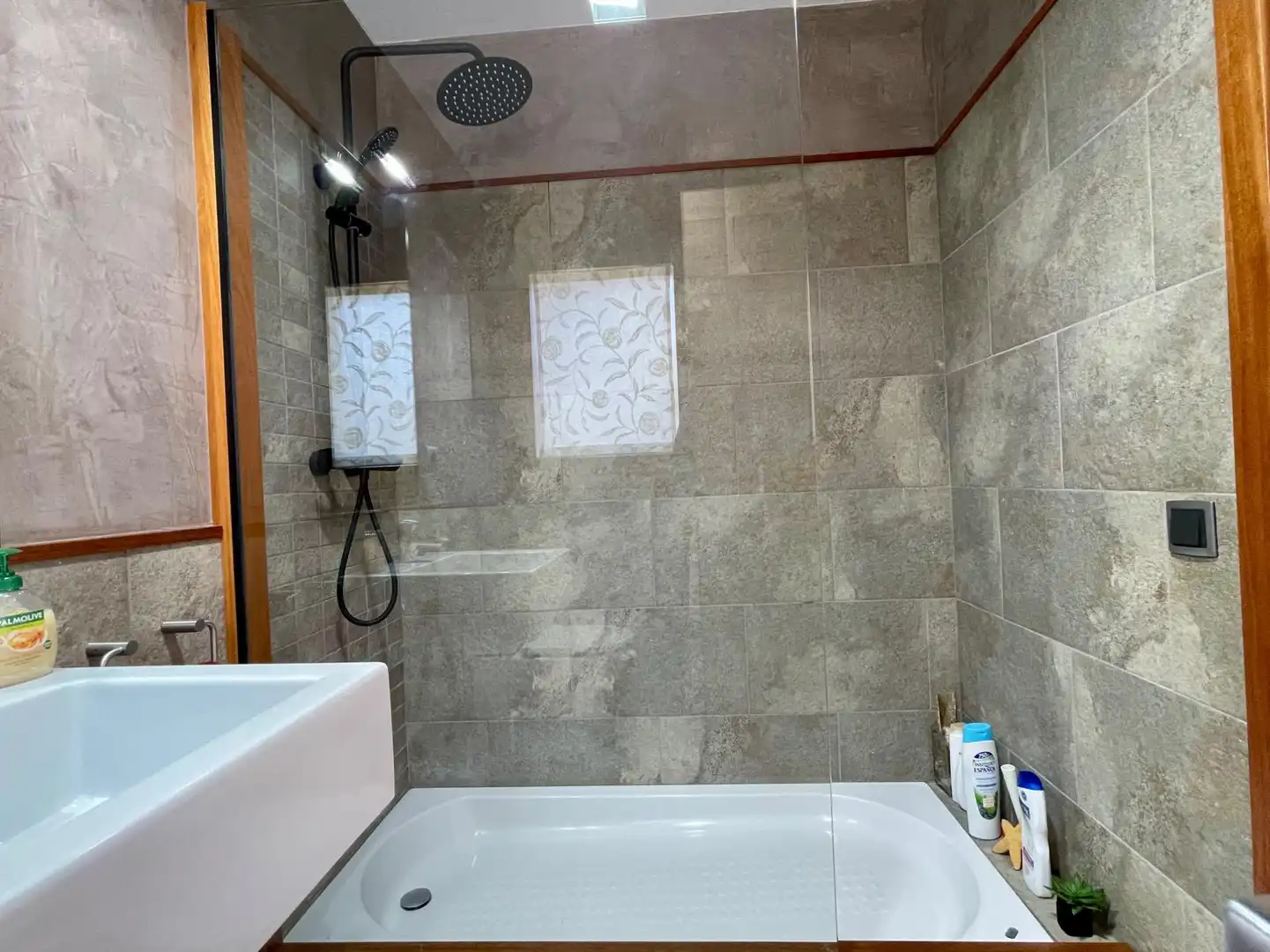 Bathroom of Houses for sale in Sant Antoni de Vilamajor  with Air Conditioner, Heating and Private garden