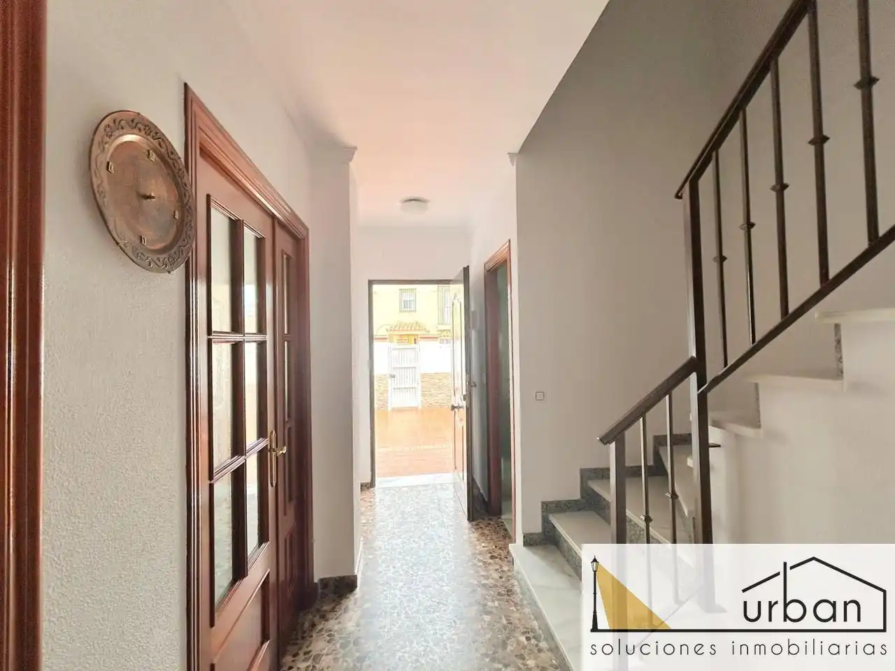 Haus oder Chalet zum Verkauf in Chipiona mit Klimaanlage, Privatgarten und Terrasse