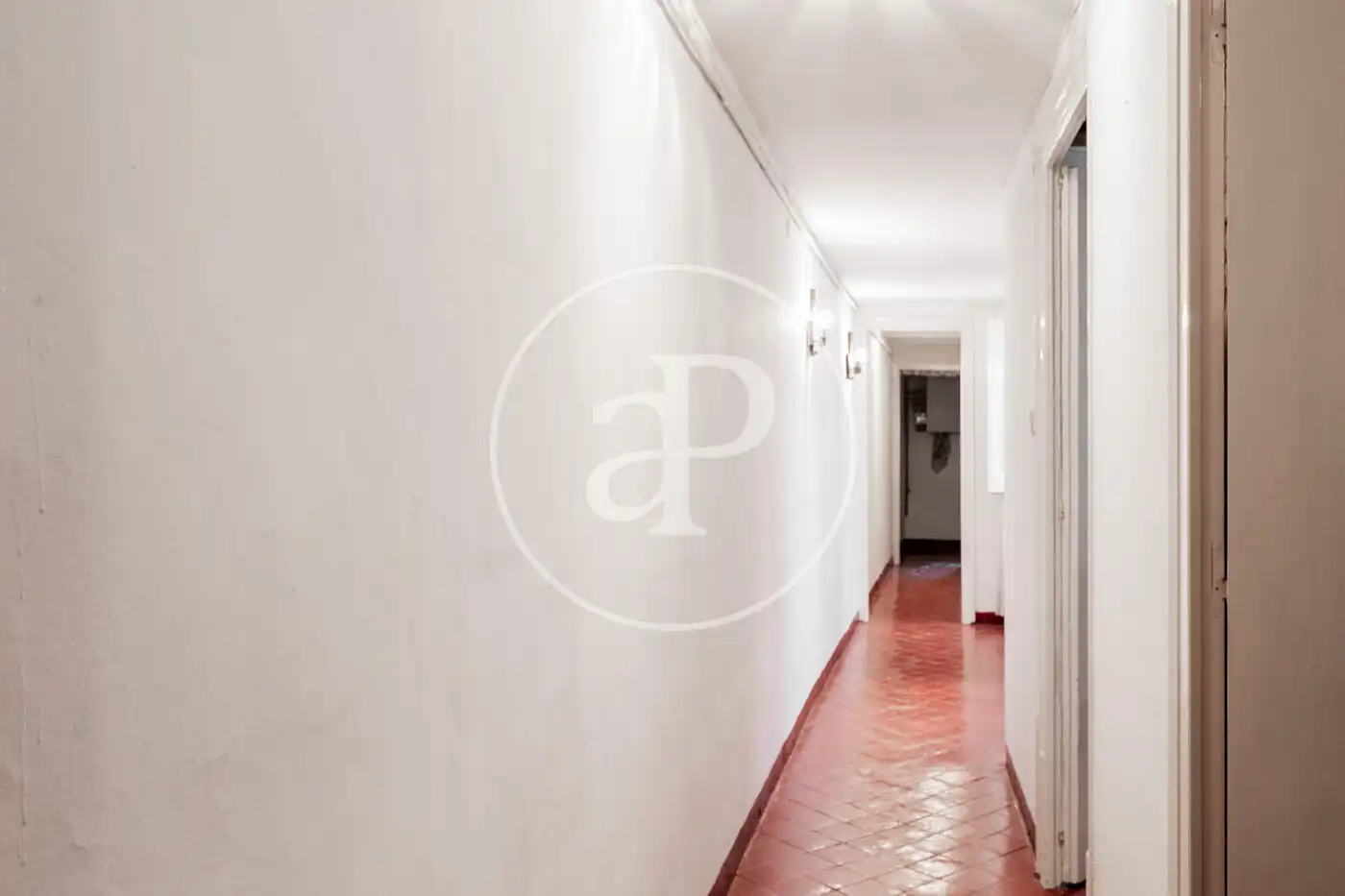 Wohnung zum Verkauf in Barcelona mit Heizung und Balkon