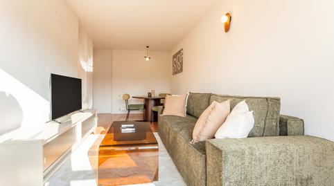 Foto 3 de Pis de lloguer a Calle del Pintor Ignacio de Zuloaga, 4, Sanchinarro,  Madrid Capital