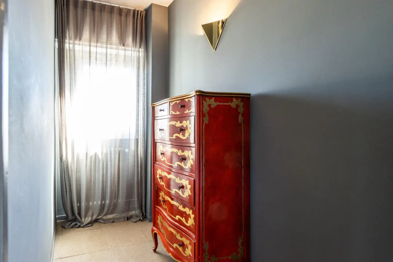Habitación de Casa adosada en venta en Sabadell con Piscina comunitaria