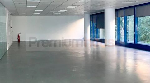 Foto 4 de Oficina en venda a Avenida Vents, Montigalà, Badalona