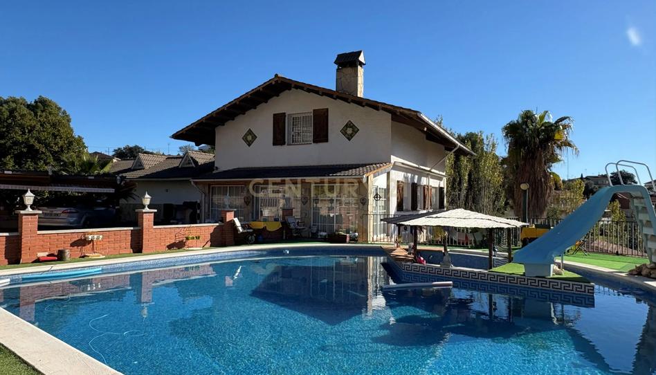 Foto 1 de Casa o xalet en venda a Torrelles de Llobregat, Barcelona