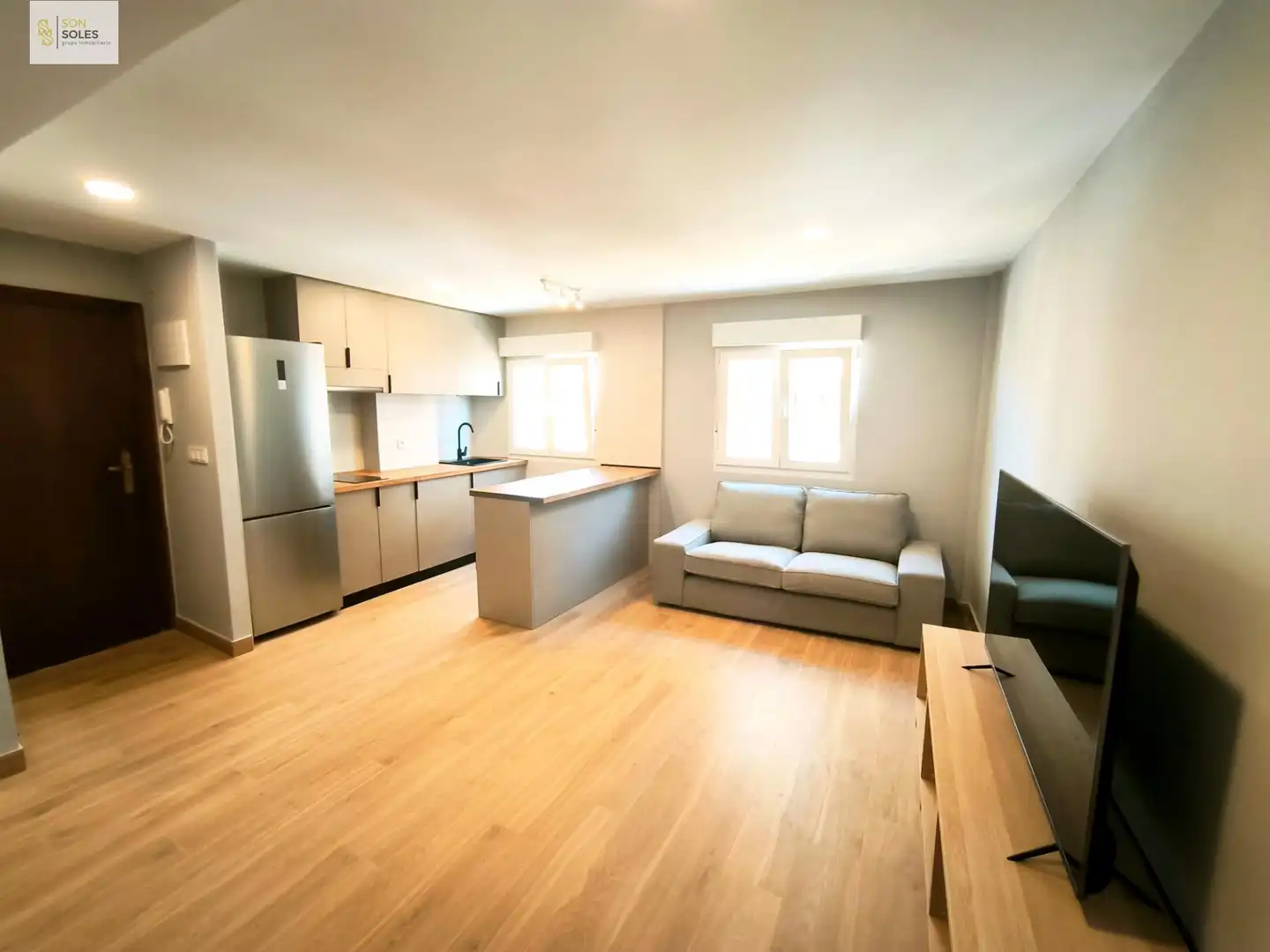 Wohnzimmer von Wohnung zur Miete in Santander mit Heizung und Möbliert