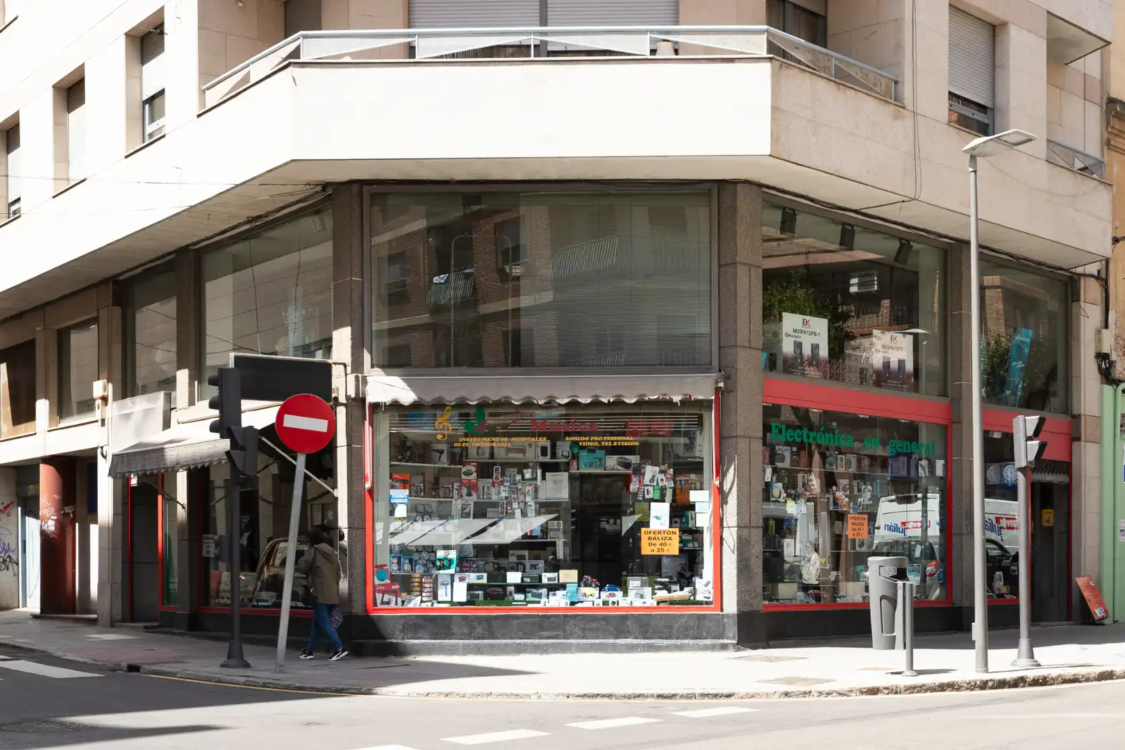 Local comercial en venda a Calle Pablo Morillo 15