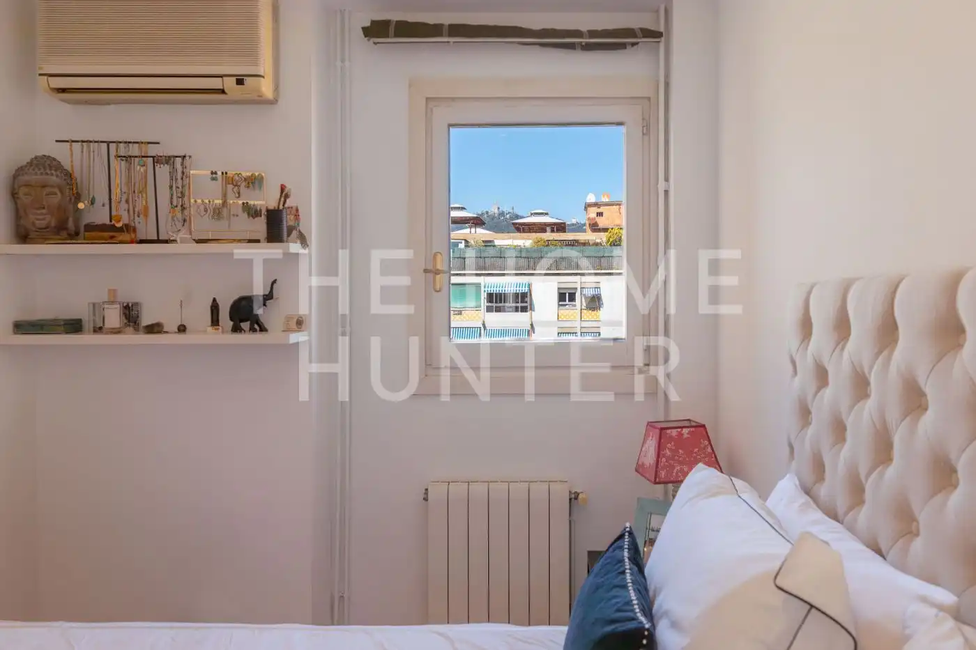 Bedroom of Flat for sale in Barcelona  with Air Conditioner and Heating