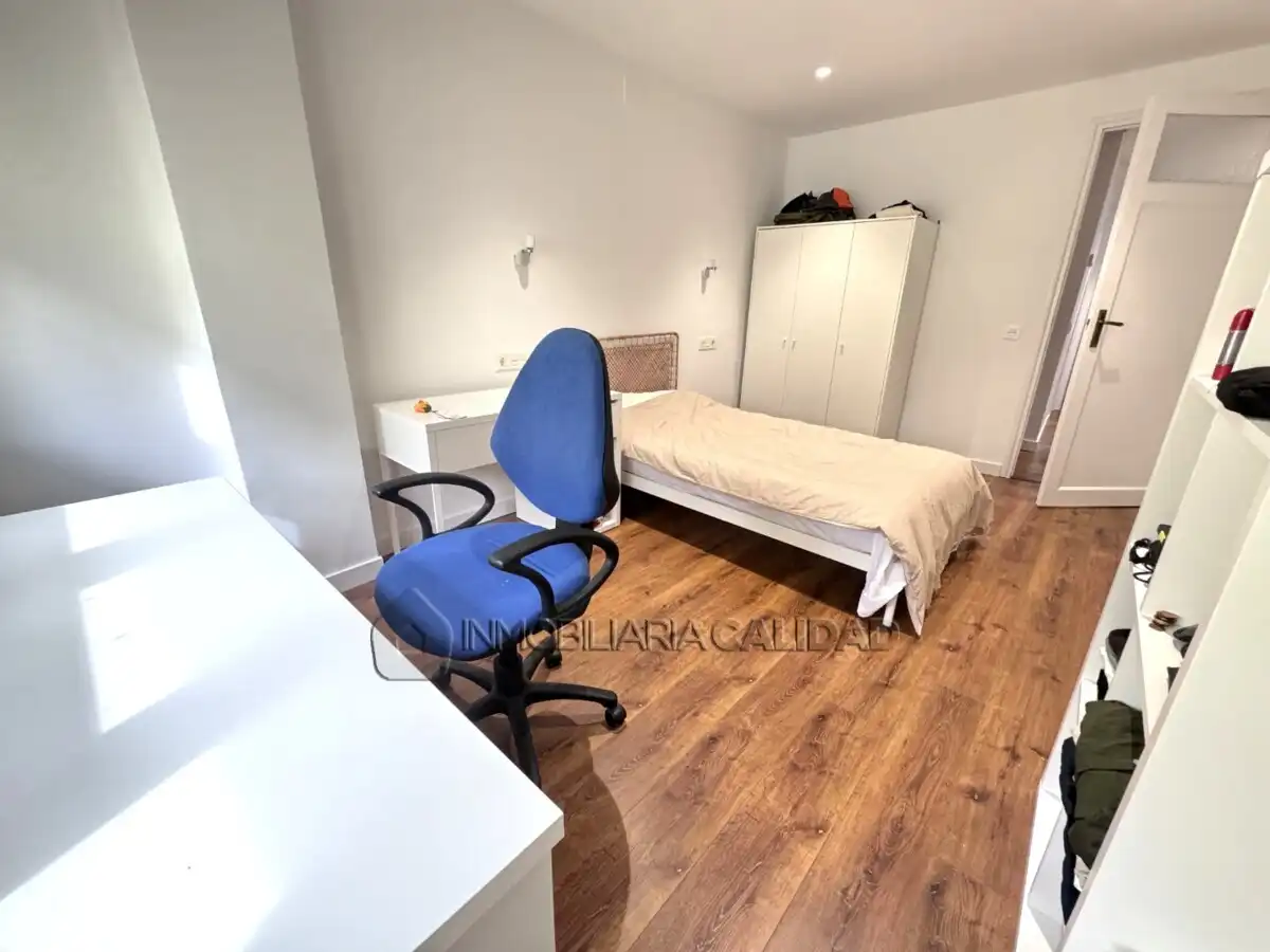 Bedroom of Flat for rent in Burgos  with Heating and Terrace