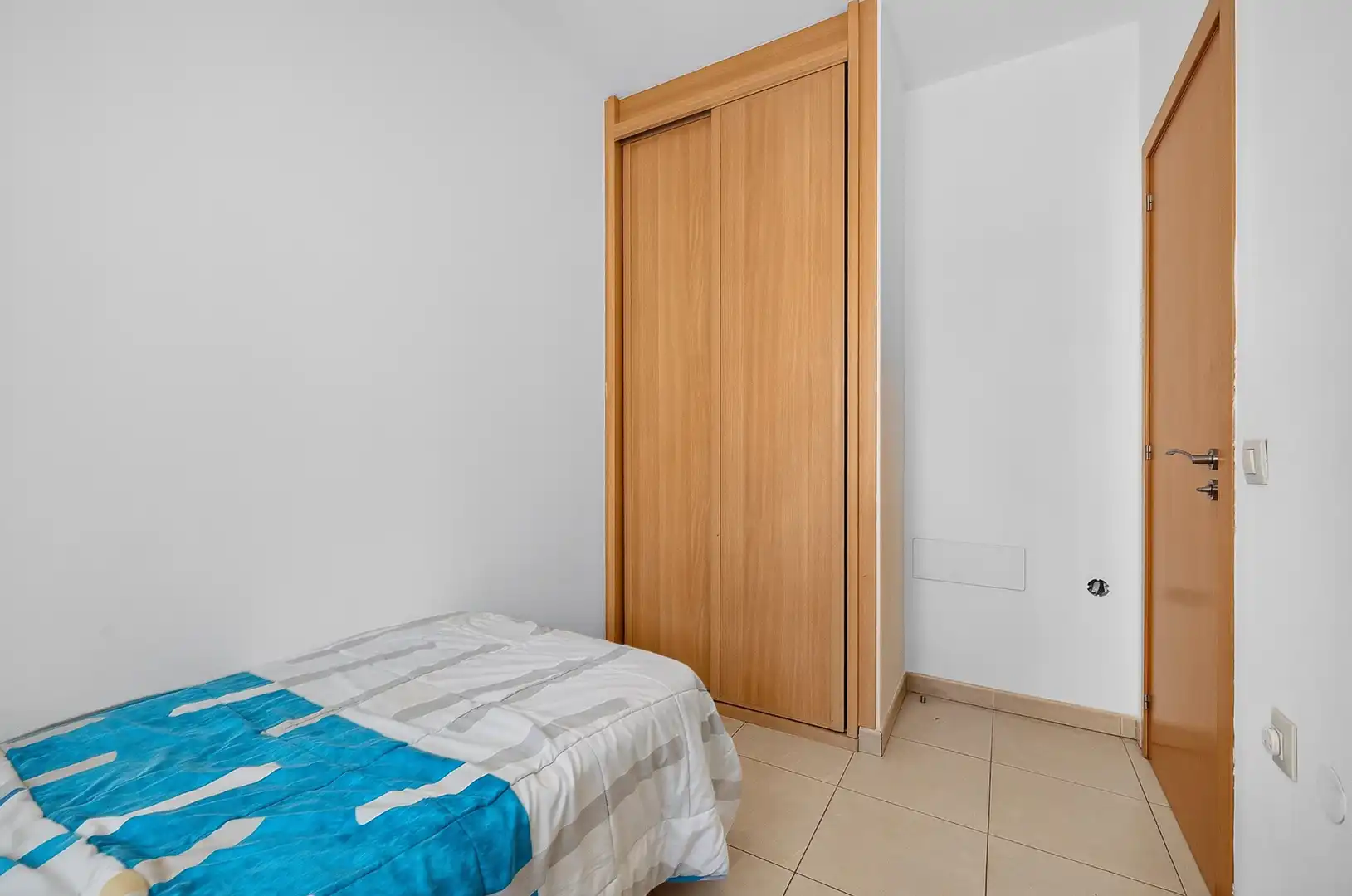 Habitación de Piso en venta en Arona con Amueblado, Horno y Lavadora