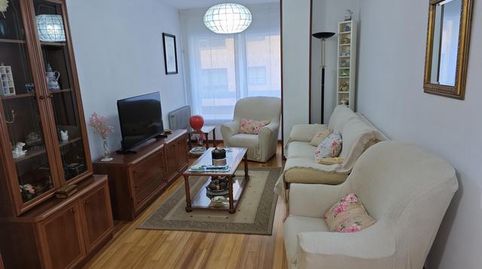 Foto 3 de Piso de alquiler en Rúa Raxoeira, O Milladoiro, Ames