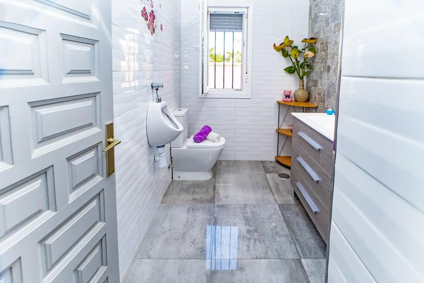 Baño de Casa o chalet en venta en Roquetas de Mar con Aire acondicionado, Calefacción y Jardín privado