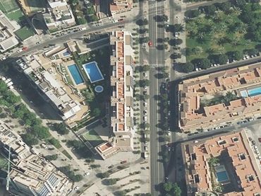Casa en venda a AV. CAÑITO BAZÁN 1 1 1ª Planta 00001