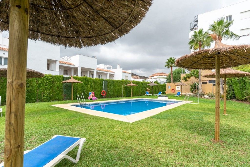 Jardí de Dúplex en venda en Mijas amb Aire condicionat, Terrassa i Moblat