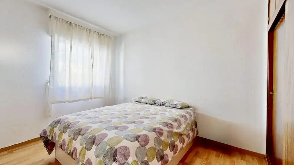 Schlafzimmer von Wohnungen zum Verkauf in Fuengirola mit Terrasse, Internet und Gemeinschaftspool