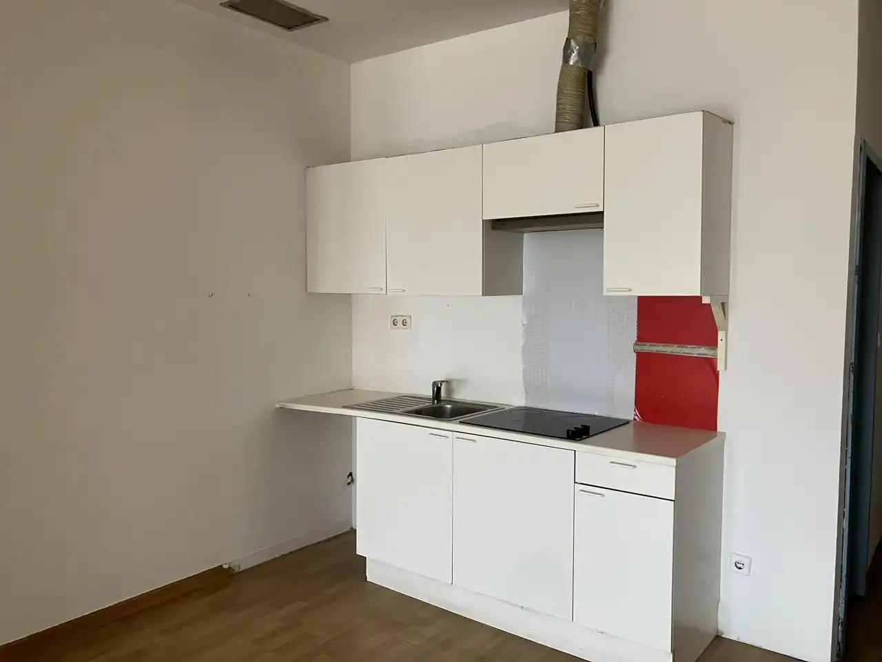 Cocina de Nave industrial en venta en Madrid