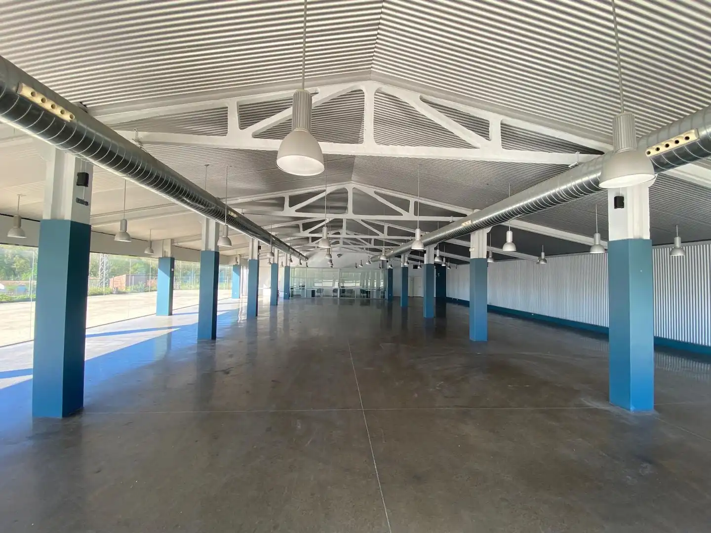 Nave industrial en venta en Cornellà del Terri