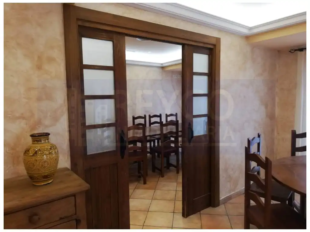Comedor de Local en venta en Sotés