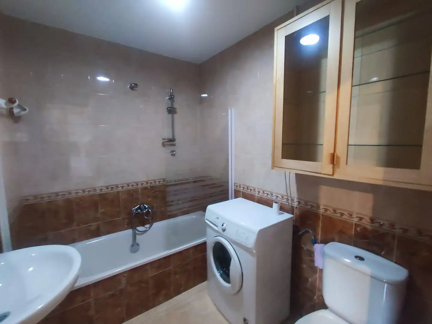 Baño de Piso en venta en Plasencia con Aire acondicionado, Calefacción y Amueblado