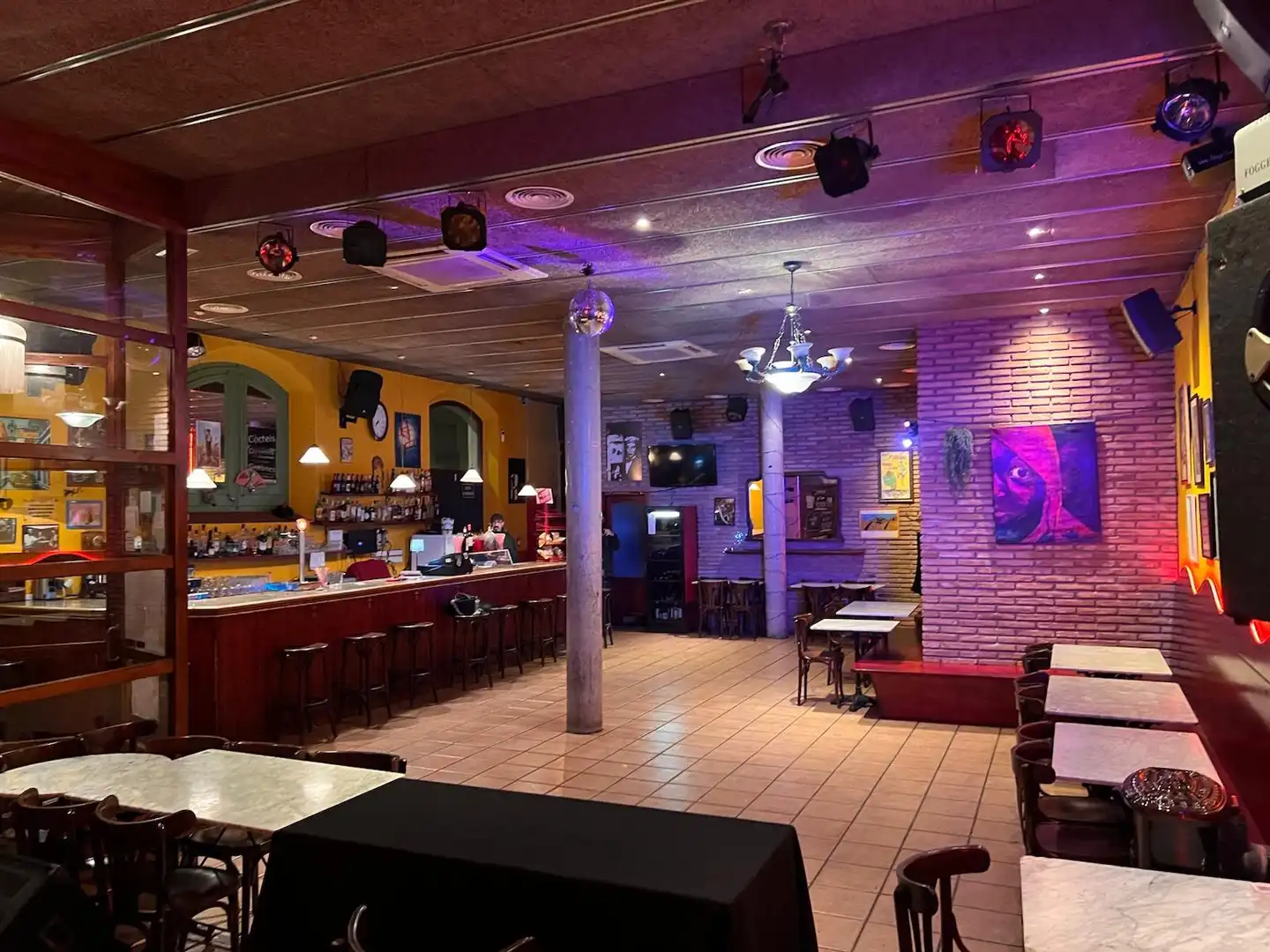 Business premises for sale in Centre Vila, imagen 4