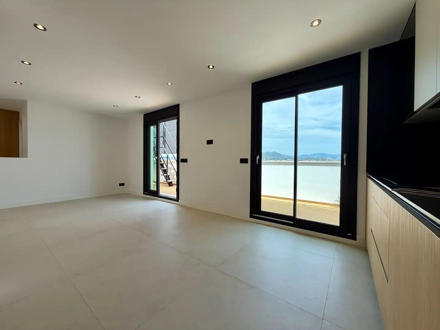 Sala de estar de Ático en venta en Málaga con Aire acondicionado, Calefacción y Jardín privado