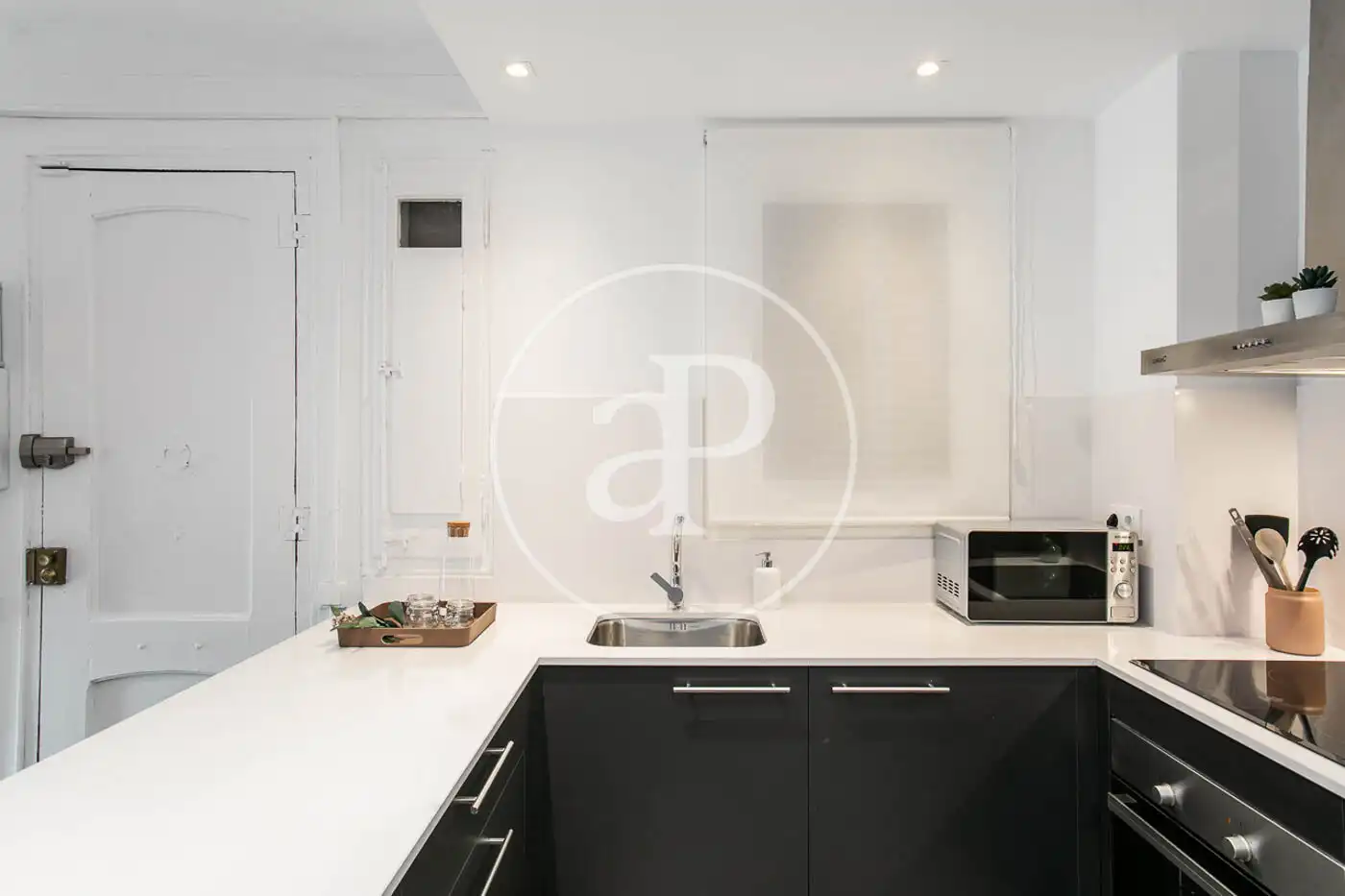 Küche von Wohnung zum Verkauf in Barcelona mit Heizung, Terrasse und Möbliert