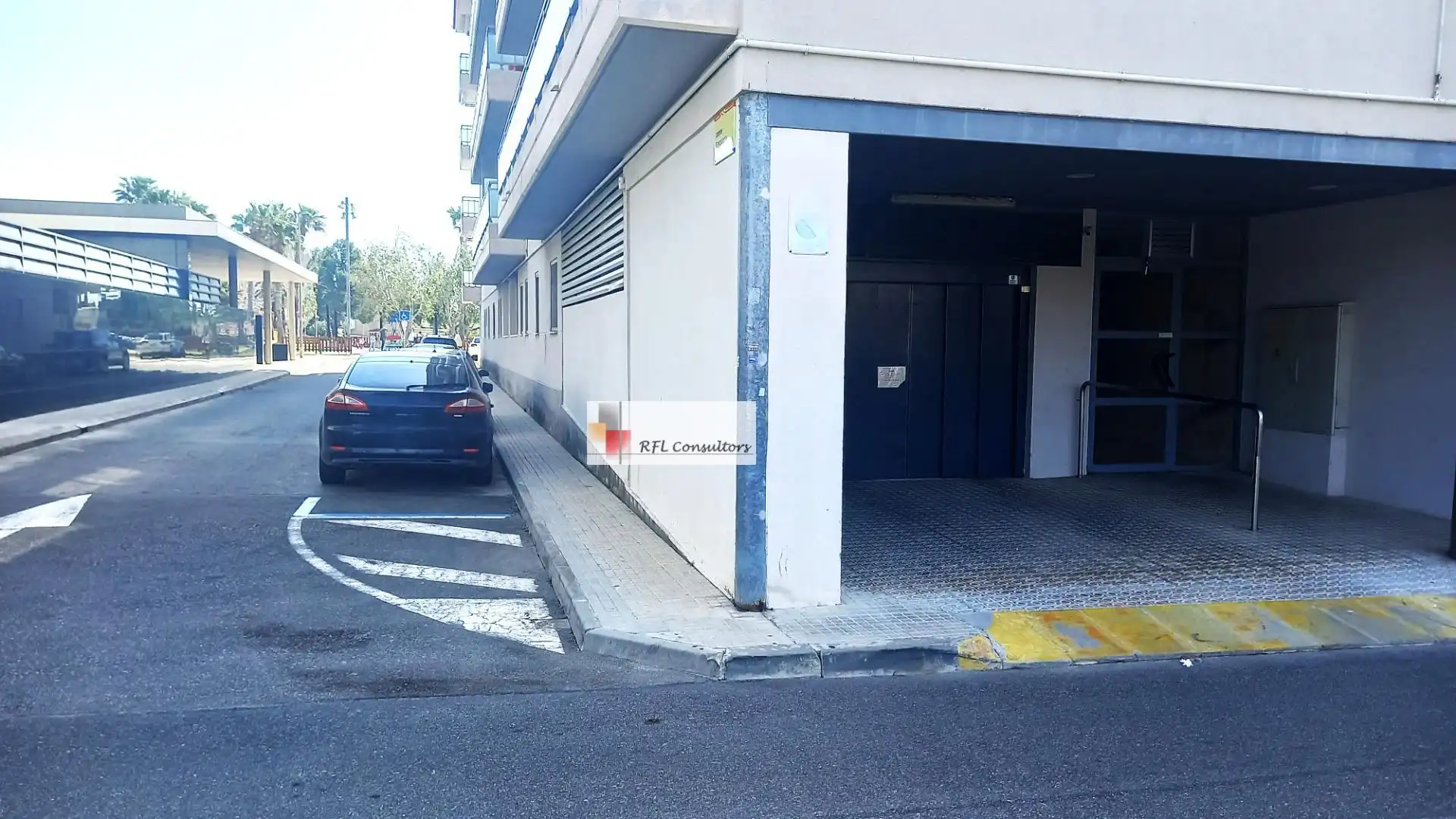 Aparcament de Garatge en venda en L'Ampolla