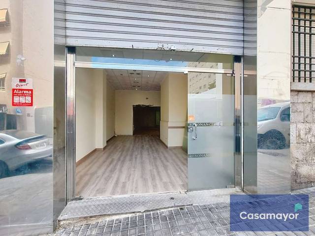 Local comercial en Alquiler en Calle Catedratico Ferre Vidiella en Ensanche - Diputación