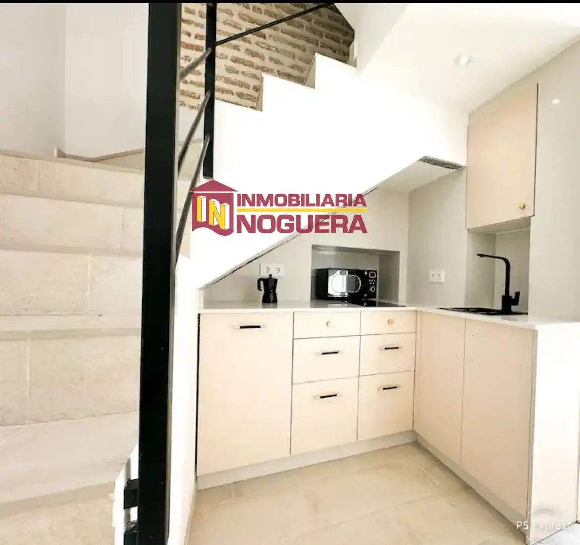 Cuina de Dúplex en venda en Écija amb Aire condicionat i Moblat