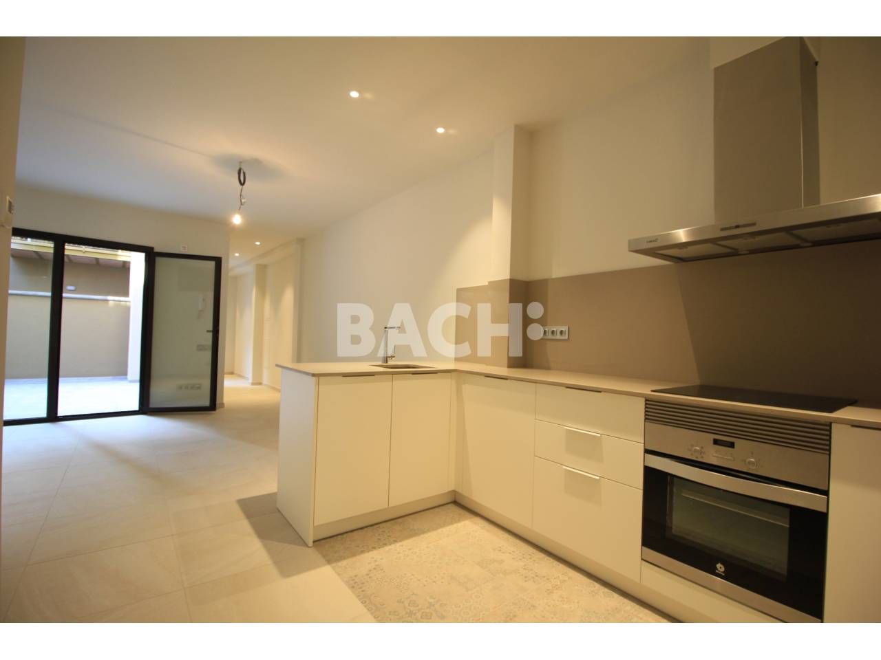 Cuina de Pis de lloguer en Vic amb Calefacció i Terrassa