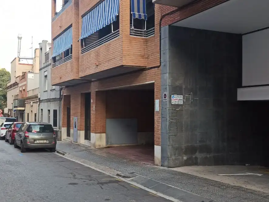 Parkplatz von Garage zur Miete in Sant Boi de Llobregat