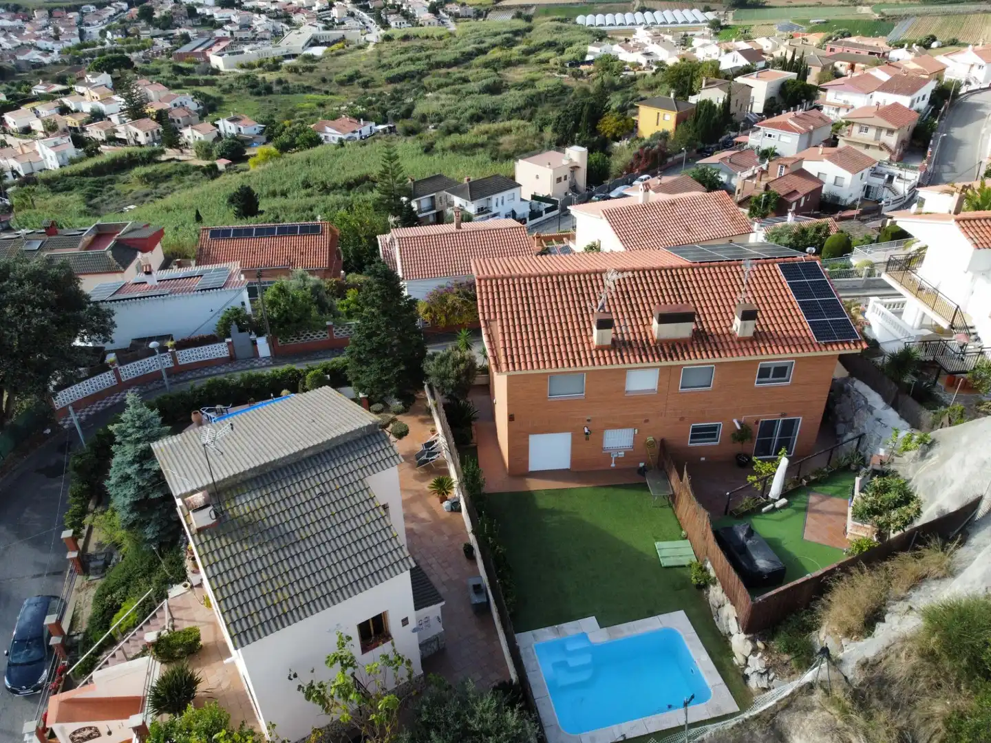 Vista exterior de Casa o chalet en venta en Pineda de Mar con Calefacción, Jardín privado y Piscina