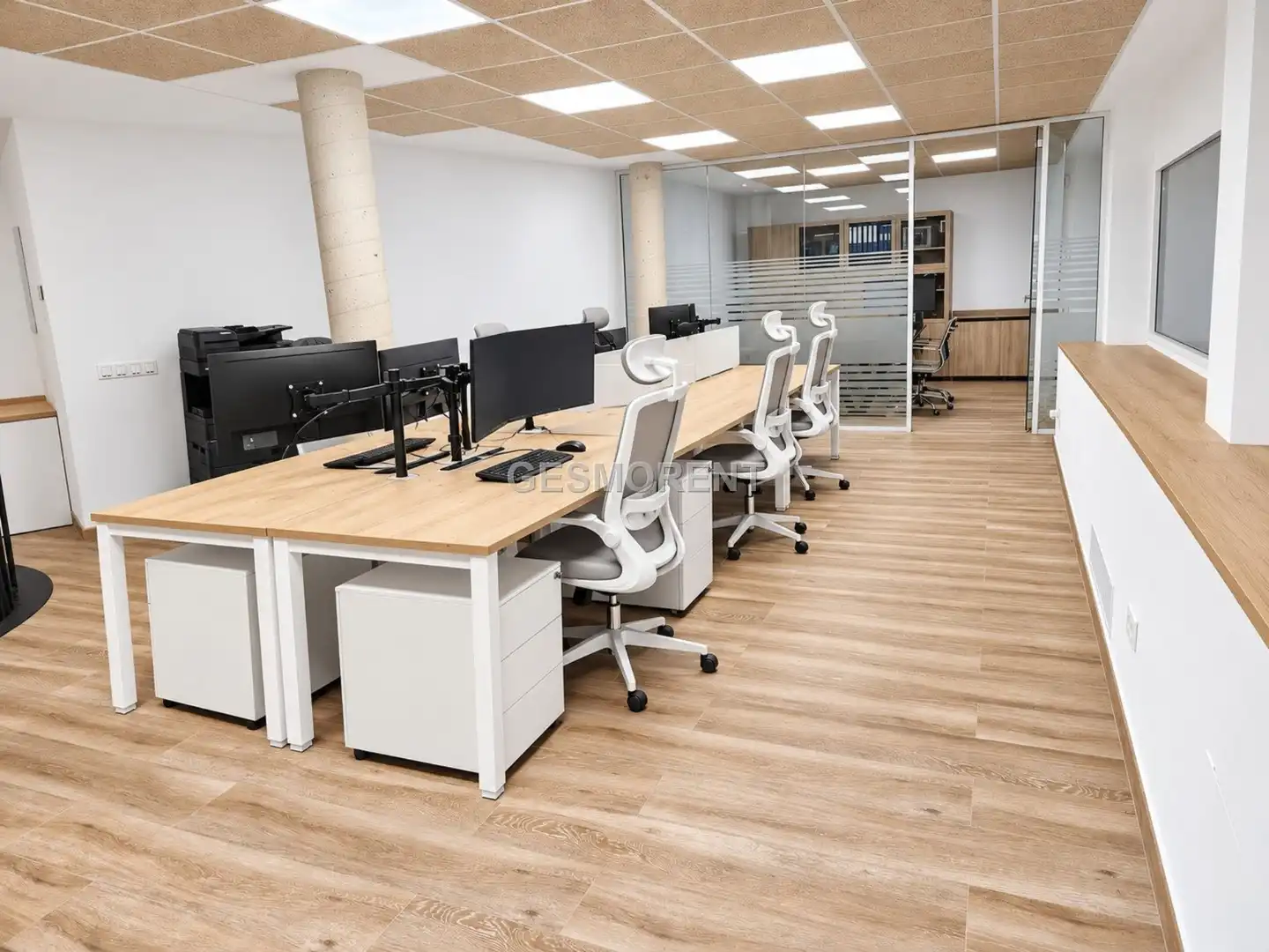 Oficina de lloguer en Ponent