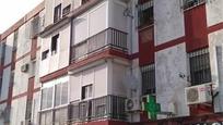 Exterior view of Flat for sale in  Sevilla Capital