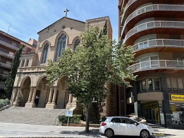 Vista exterior de Piso en venta en Manresa con Calefacción, Terraza y Balcón