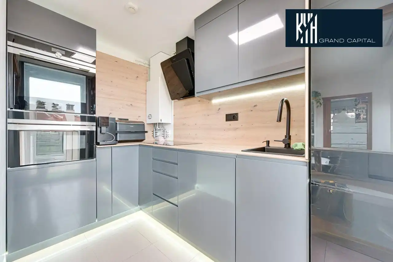 Cocina de Dúplex en venta en Salt con Calefacción, Terraza y Balcón