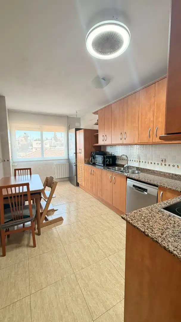 Casa o chalet en venta en Carrer de Josep Carner, Can Lledó, Spain, 90, Lliçà d'Amunt