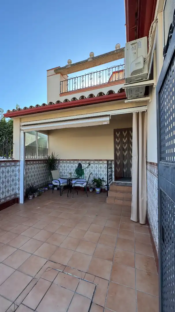 Casa amb terrassa en venda a Calle Paseo del Agua, imagen 2