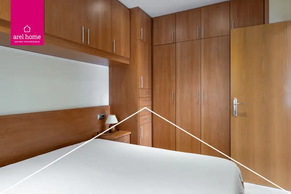 Bedroom of Flat for sale in Esplugues de Llobregat  with Air Conditioner