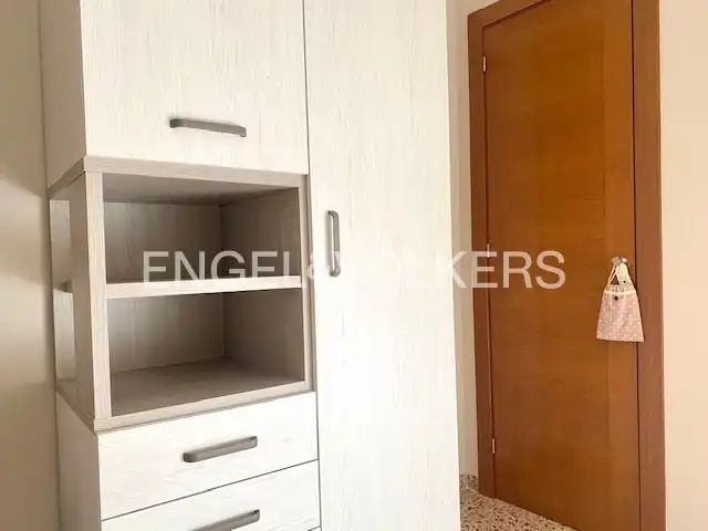 Flat for rent in Paterna  with Air Conditioner, Heating and Storage room