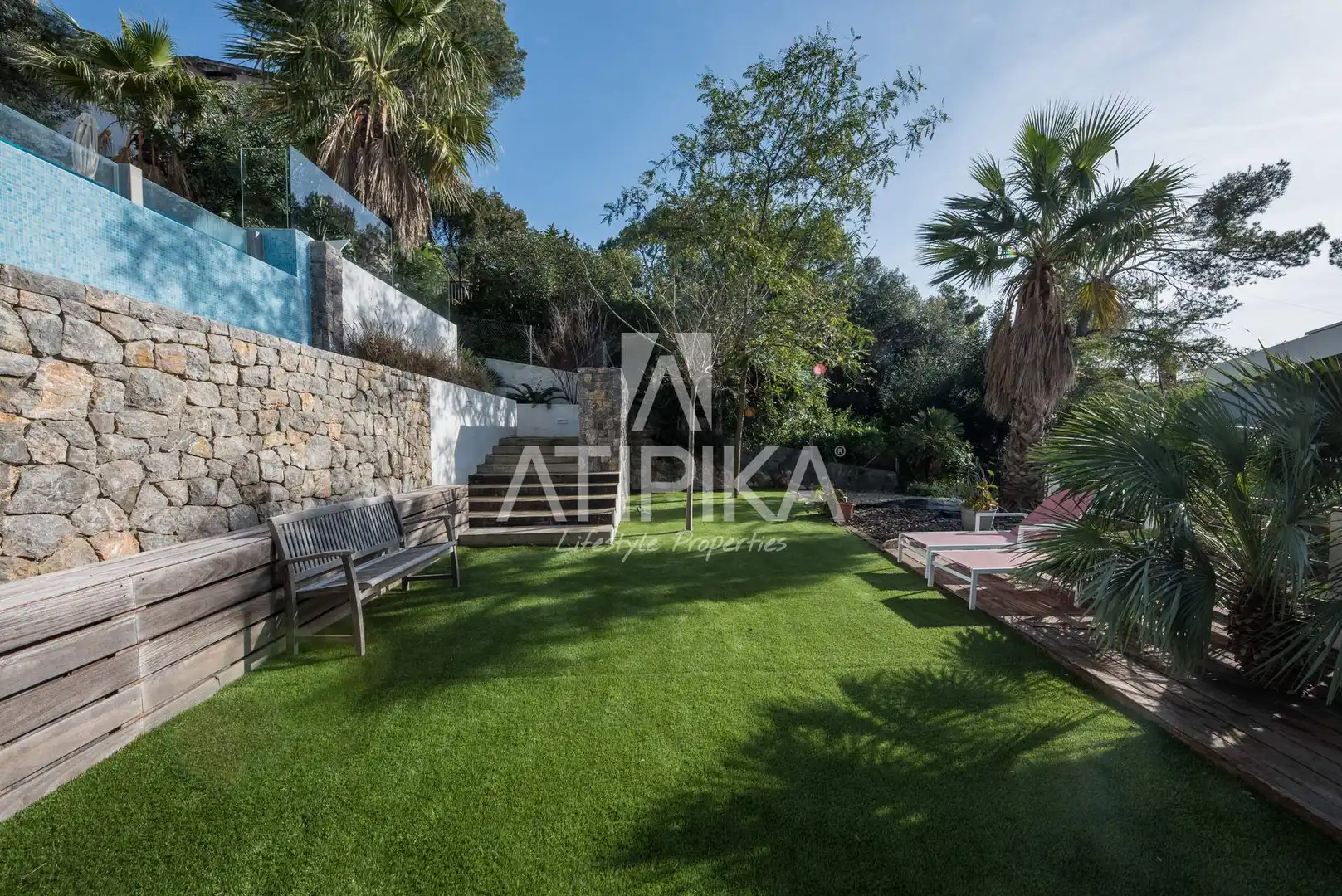 Jardí de Casa o xalet en venda en Castelldefels amb Aire condicionat, Calefacció i Terrassa