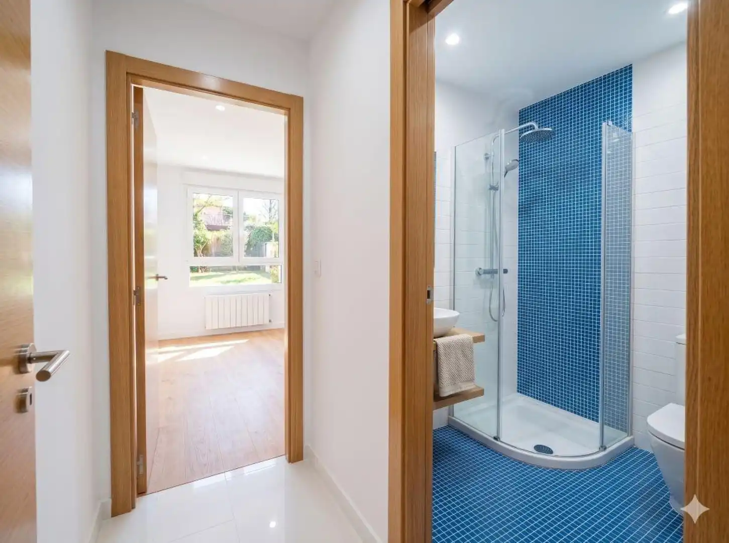 Baño de Casa adosada en venta en Torrelavega  con Calefacción, Parquet y Terraza