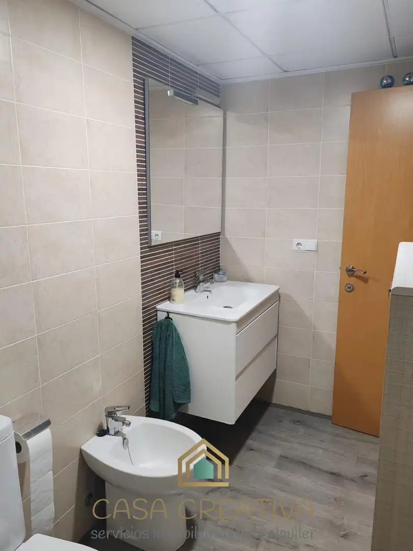 Bathroom of Attic for sale in Alcàsser  with Air Conditioner, Heating and Terrace