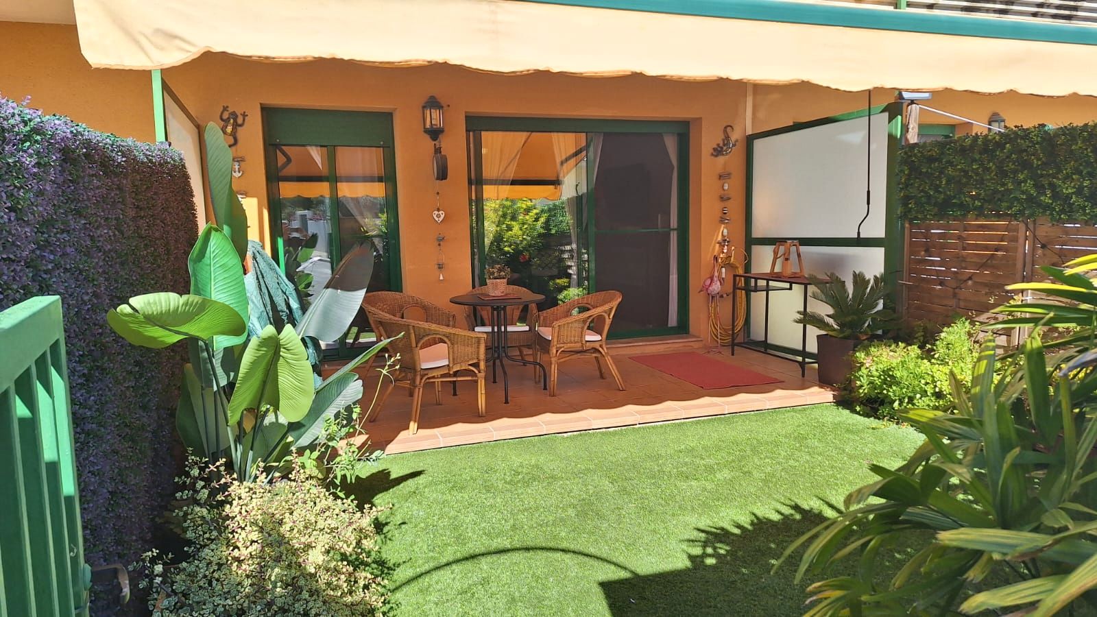 Garden of Flat for sale in Amposta  with Air Conditioner and Private garden