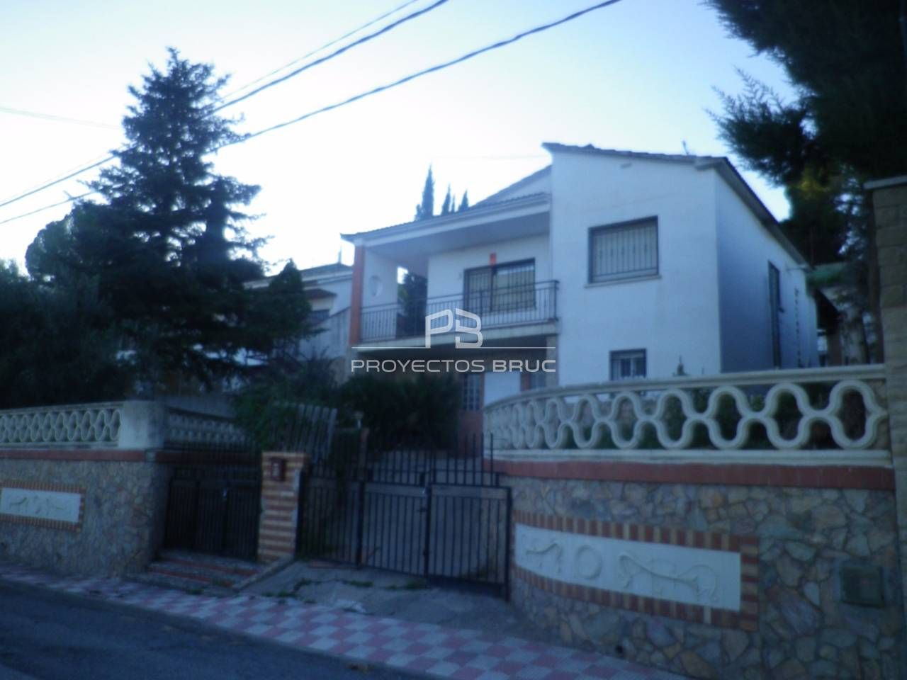 Vista exterior de Casa o chalet en venta en Esparreguera con Calefacción y Terraza