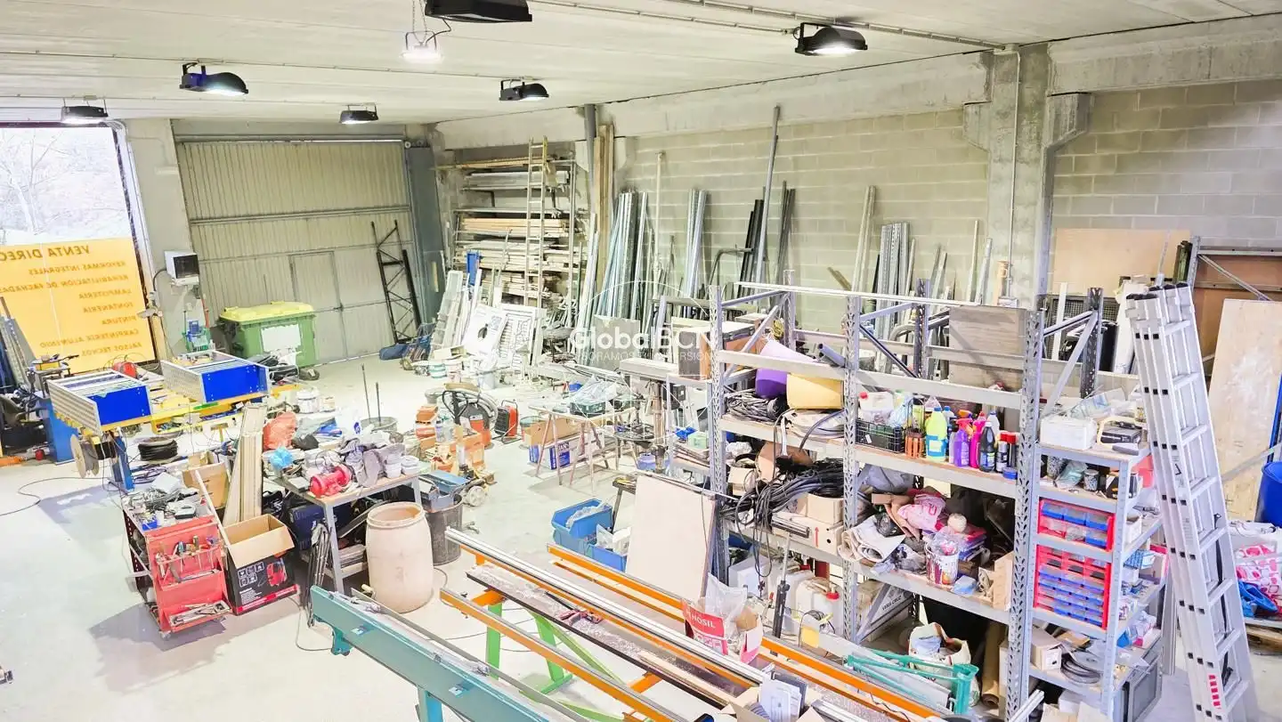 Nave industrial en venta en Dels Tintorers, Olesa de Montserrat