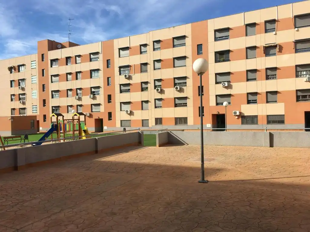 Aparcamiento en venta en C/ Los Sauces