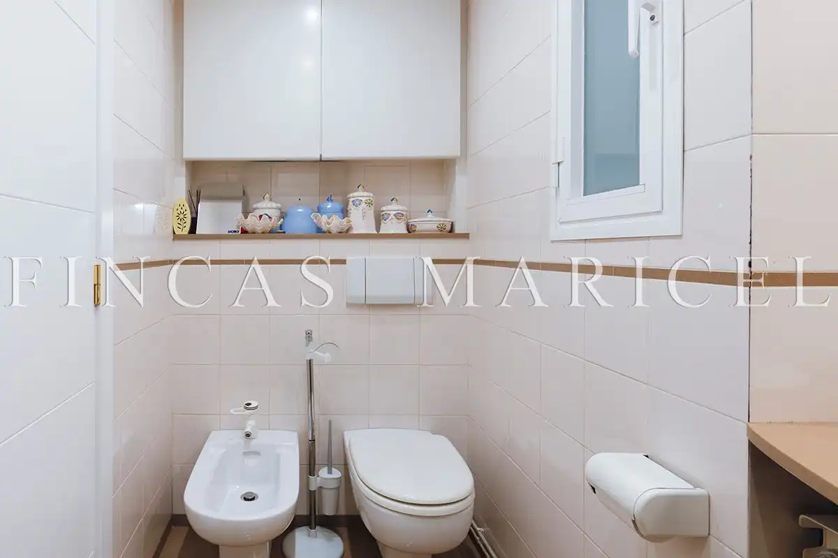 Bathroom of Flat for sale in Sitges  with Heating, Terrace and Storage room