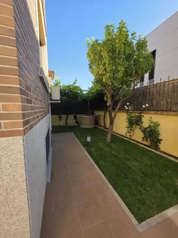 Terraza de Casa o chalet en venta en Alcalá de Henares con Aire acondicionado, Calefacción y Jardín privado