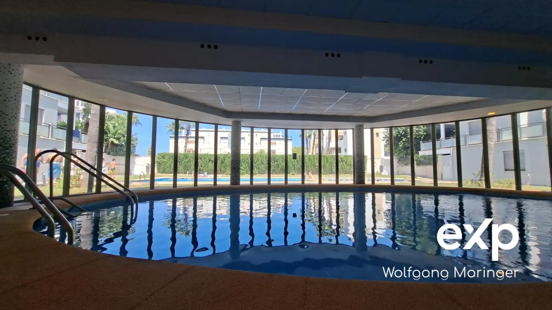 Piscina de Dúplex en venda en Oliva amb Aire condicionat, Calefacció i Jardí privat