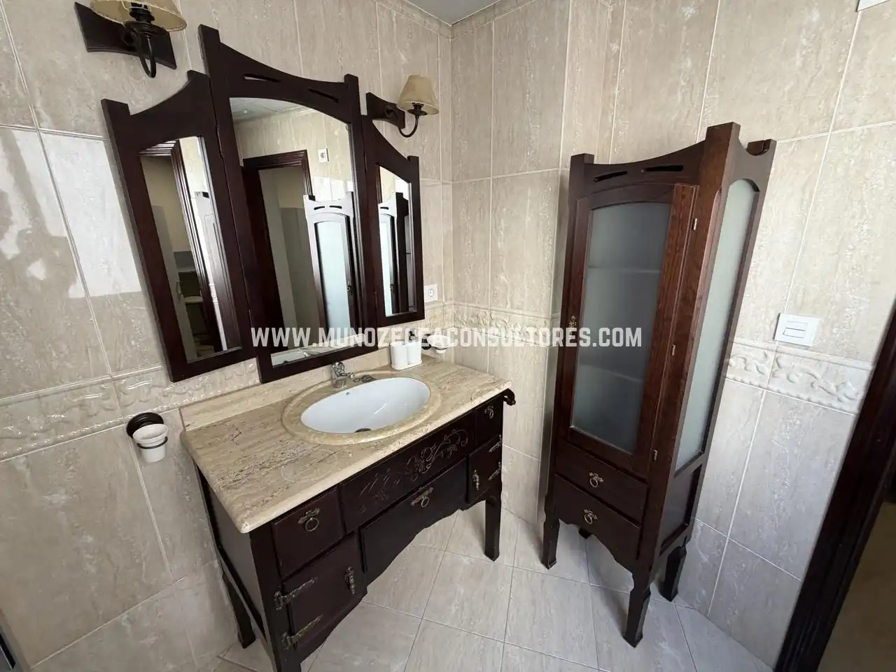 Bathroom of Houses for rent in Lucena  with Air Conditioner and Terrace